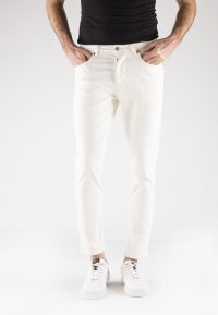 GI684418201.jpg