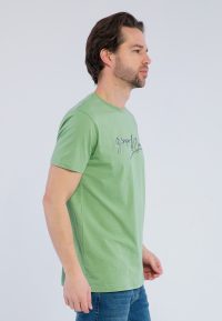 GI864935203.jpg
